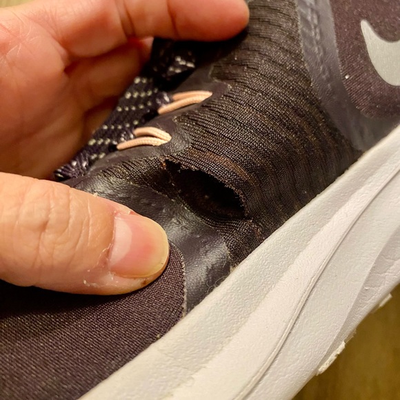 PREOWNED NIKE TANJUN IN SEASON TRAINERS RUNNING SHOES SIZE 8 BLACK PINK SILVER - Picture 16 of 16